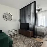A Style - Coresi Апартаменти