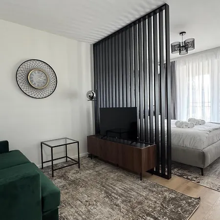 A Style - Coresi Apartment