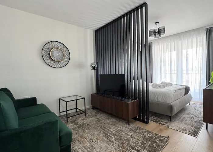 A Style - Coresi Apartment