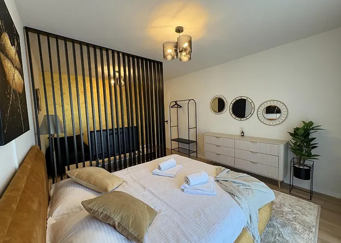 A Style - Coresi Apartment *